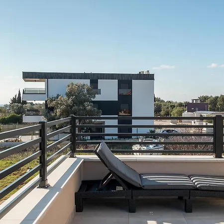 M Premantura Ferienhaus