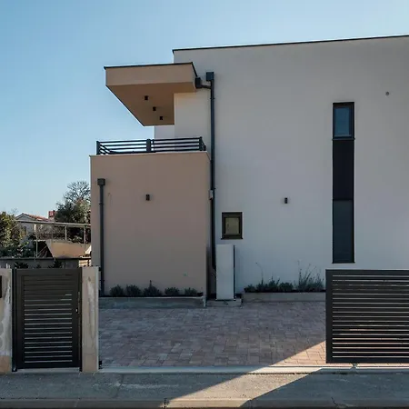 Ferienhaus M Premantura