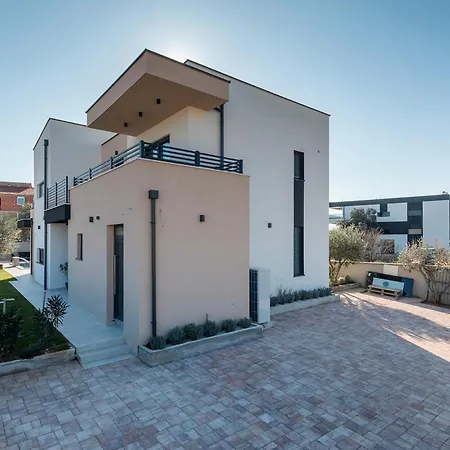 M Premantura Ferienhaus Pula